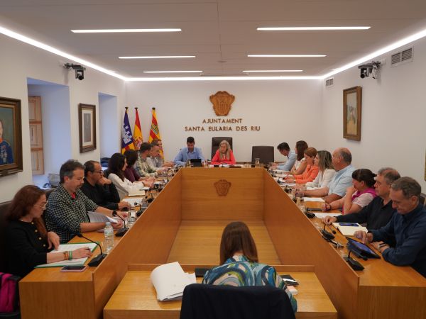 El pleno de Santa Eulària da luz verde a las obras de mejora del municipio gracias al remanente de tesorería