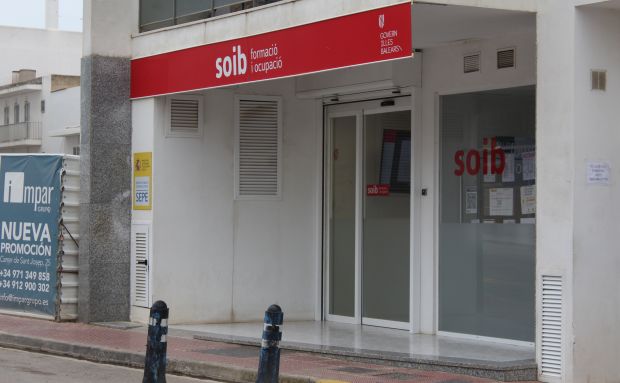 Proposta per a sol·licitar al Govern perquè assumeixi el lloguer de l'oficina del SOIB de Santa Eulària com fa amb la resta de seus de Balears