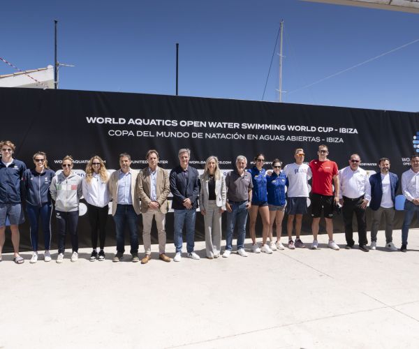 La Copa del Mundo de Ibiza pone en relieve el valor de la posidonia oceánica y la sostenibilidad