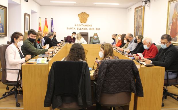 Santa Eulària baixarà l'IBI rústic per valor de gairebé 100.000 euros i bonificarà al màxim l'impost a les famílies nombroses