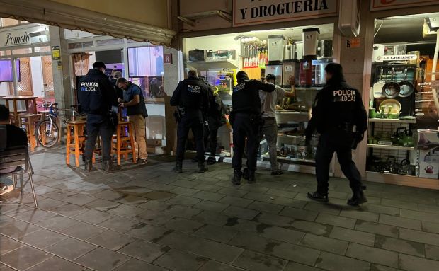 La Policia local de Santa Eulària realitza un operatiu policial de seguretat especial durant tres dies