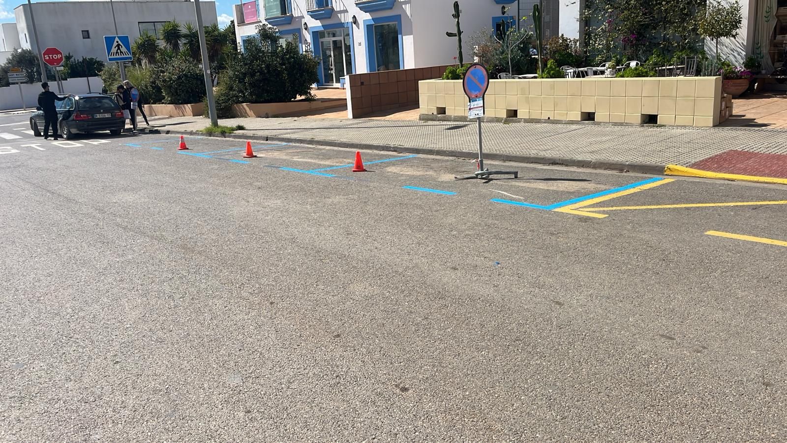 Santa Eulària modificará la ordenanza reguladora de estacionamiento para fomentar la rotación de vehículos y favorecer el aparcamiento a los residentes en zona verde
