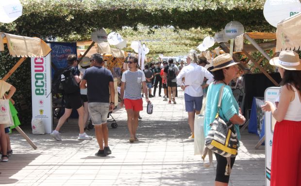 ‘Fun & Trucks’, sortides en caiac per netejar el litoral, una gimcana familiar i tallers infantils aquest dissabte per impulsar la sostenibilitat i el medi ambient amb EcoUc