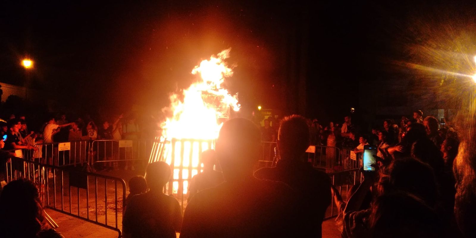 La música i el foc centren unes festes de Sant Joan en què també hi haurà ‘carro taxi’ i una batalla d'aigua