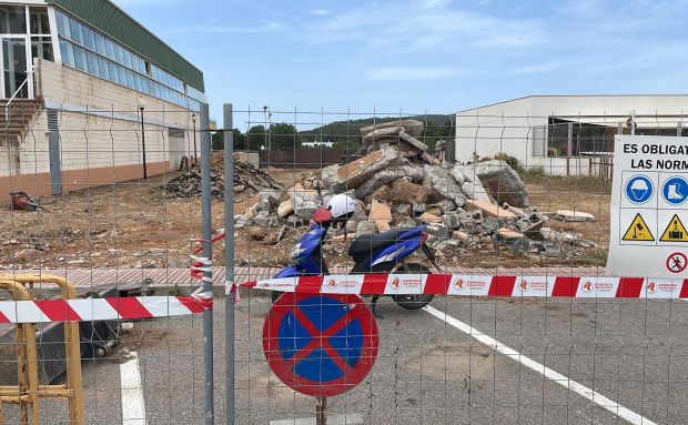 Santa Eulària ja ha iniciat les obres d'adequació dels accessos a les instal·lacions esportives i al centre social de Santa Gertrudis valorades en 340.000 euros