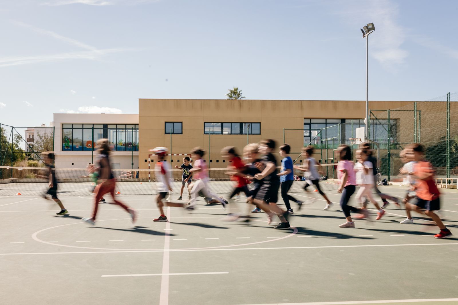 Obertes les convocatòries per a les ajudes a actes esportius, associacions de cultura tradicional i material escolar per una mica més de 320.000 euros