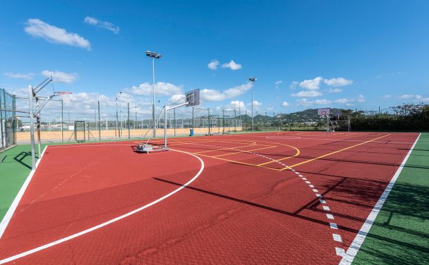 Arriben els Campus Esportius d'Estiu de 2022 amb una quinzena de propostes, entre elles patinatge artístic i ‘flag football’ amb discos voladors