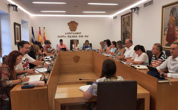 El Ple acorda simplificar la norma per a poder sancionar els habitatges turístics il·legals i inclou la publicitat del mateix en aplicacions i xarxes socials