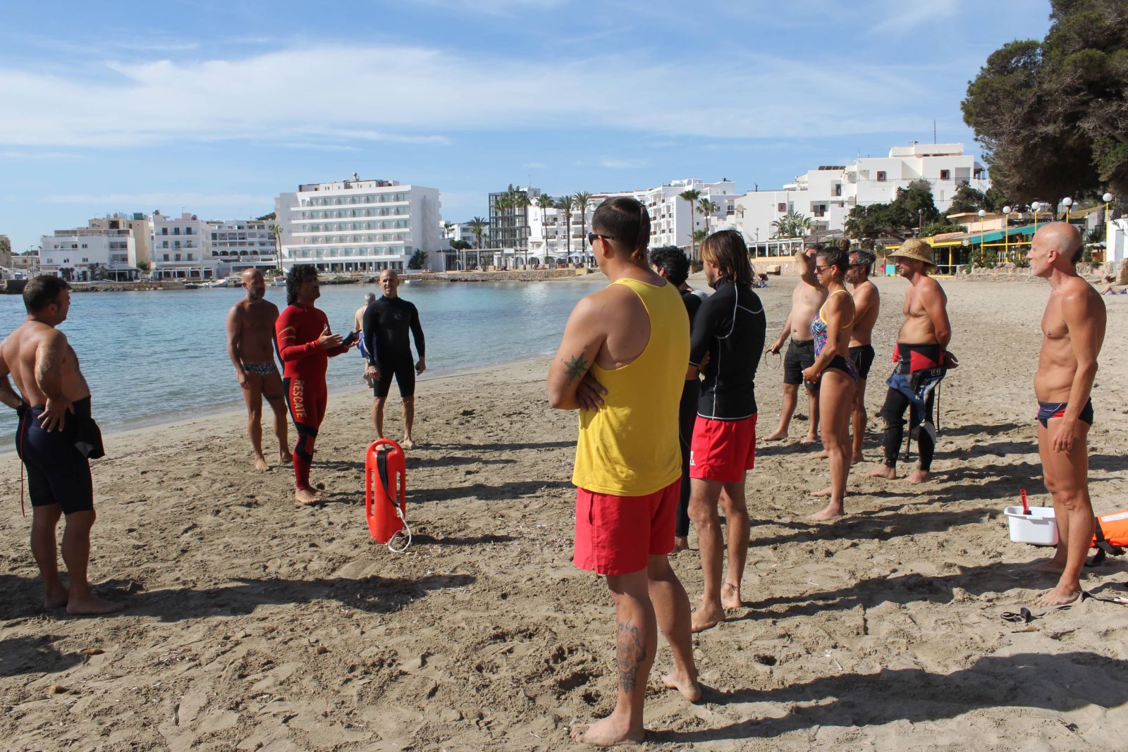 El Socorrisme en platges s'inicia l'1 de maig, fregarà els 30 integrants i es complementarà amb bany adaptat per a persones amb mobilitat reduïda en tres platges