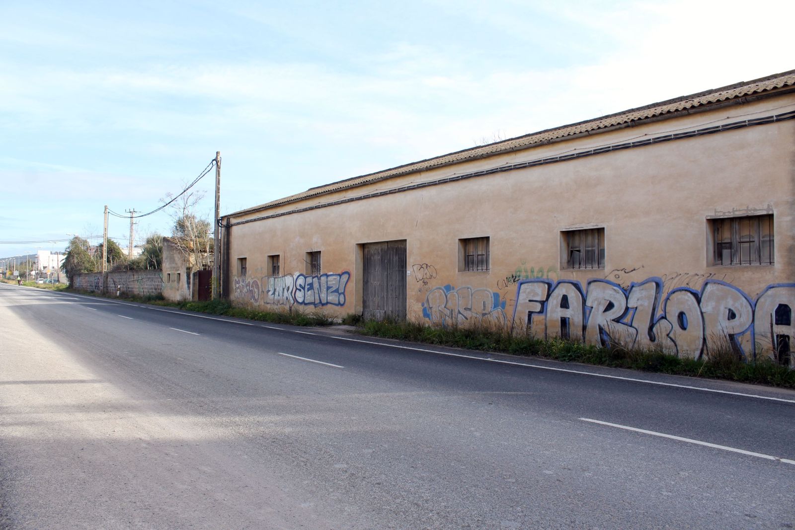 L'Ajuntament projecta un espai ciutadà i zona verda després d'aconseguir la cessió per part de l'Estat d'una vella nau industrial a Ca na Negreta