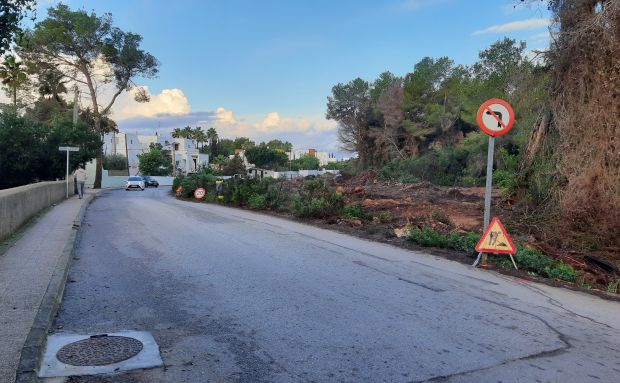 S'inicien les obres per executar la rotonda per millorar la seguretat i els serveis en l'encreuament del carrer Mestral de s’Argamassa i el Camí de sa Trenca amb un cost de 1,3 milions