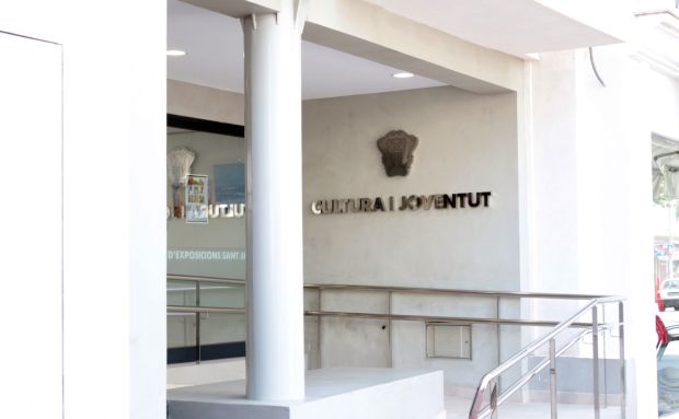 Santa Eulària tornarà a demanar l'obertura d'una delegació de l'Escola Oficial d'Idiomes al municipi